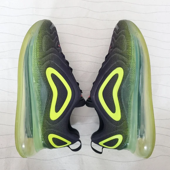 Nike Youth Air Max 720 Retro Future Size 7Y Black Volt Crimson Shoes AQ3196-005 - Picture 11 of 16